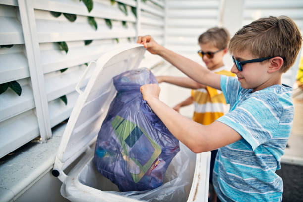 Best Junk Hauling Services  in Akron, IA
