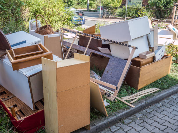 Best Full-Service Junk Removal  in Akron, IA